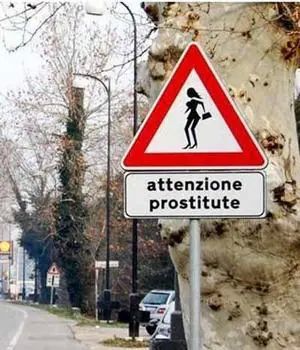 attenziones_prostitute--300x350.jpg